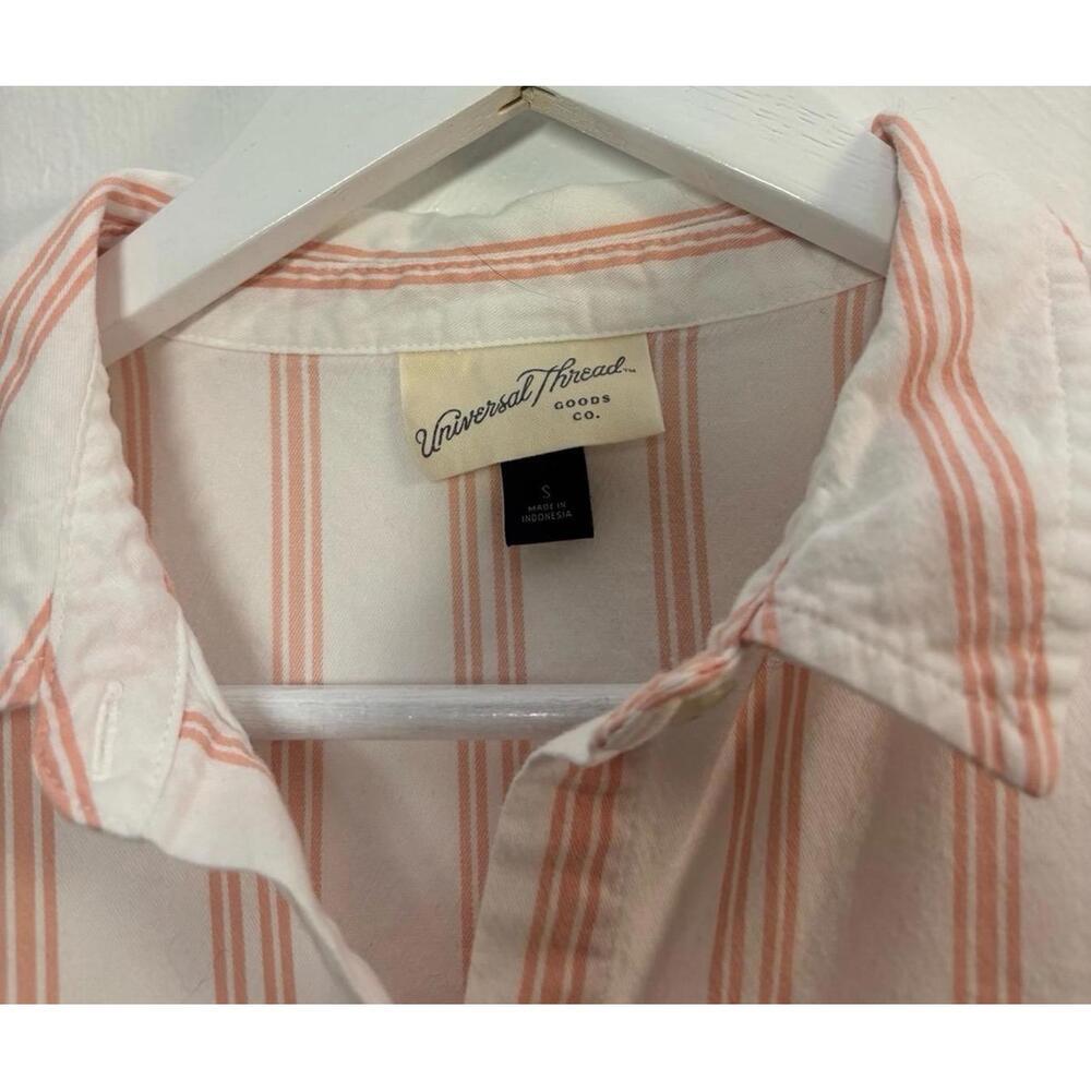 Universal Thread Striped Button Short Sleeve Shirt Size Small - Picture 3 of 5